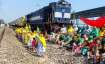 Members of Bhartiya Kisan Union Ugrahan stop the Delhi-Shri