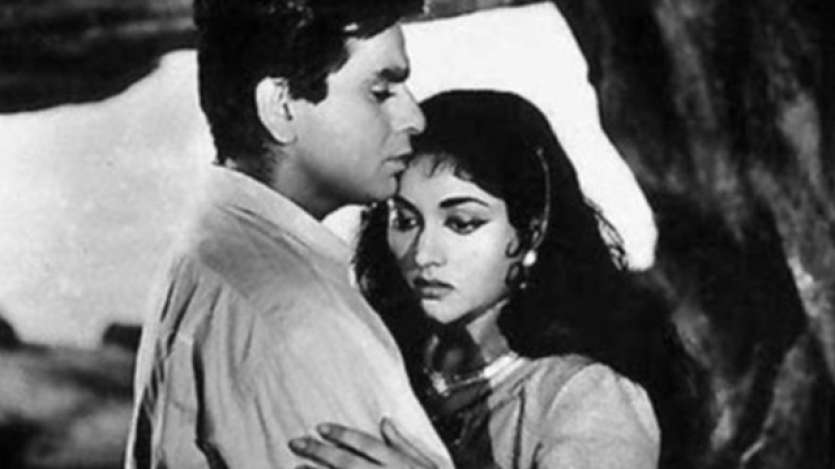 1958 released Madhumati is a paranormal romance featuring Dilip Kumar and Vyjayantimala in titular roles. Besides winning nine Filmfare Awards, it also bagged the National Film Award for Best Feature Film in Hindi.