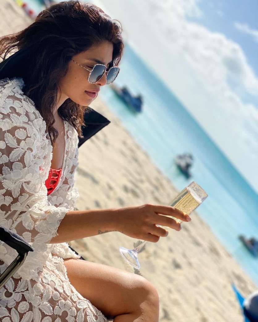 Priyanka Chopra looks gorgeous and stunning, as she is seen enjoying some time on the beach.